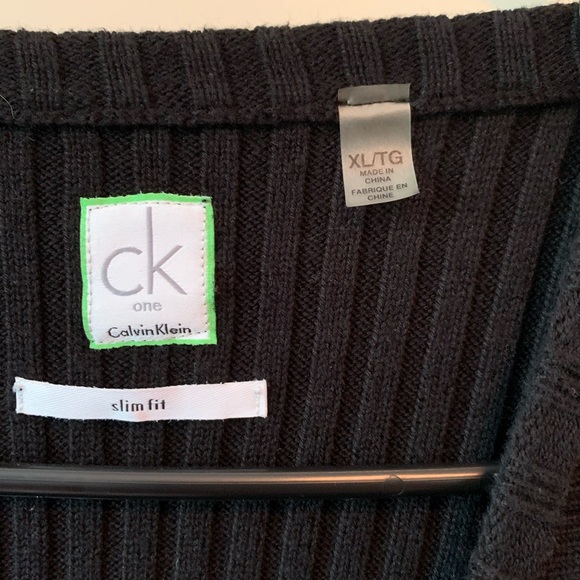 Calvin Klein Zipper Sweater - Picture 3 of 3